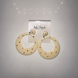 cream + red dots Earring